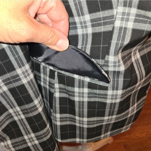 Express Black and Gray Plaid Blazer Size 8 Womens - Picture 5 of 8